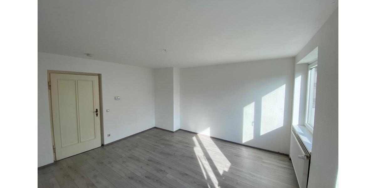 Etagenwohnung Nürnberg Gibitzenhof - 3 Zimmer, 69 m&sup2;, 840&euro; | Angebot:25883186
