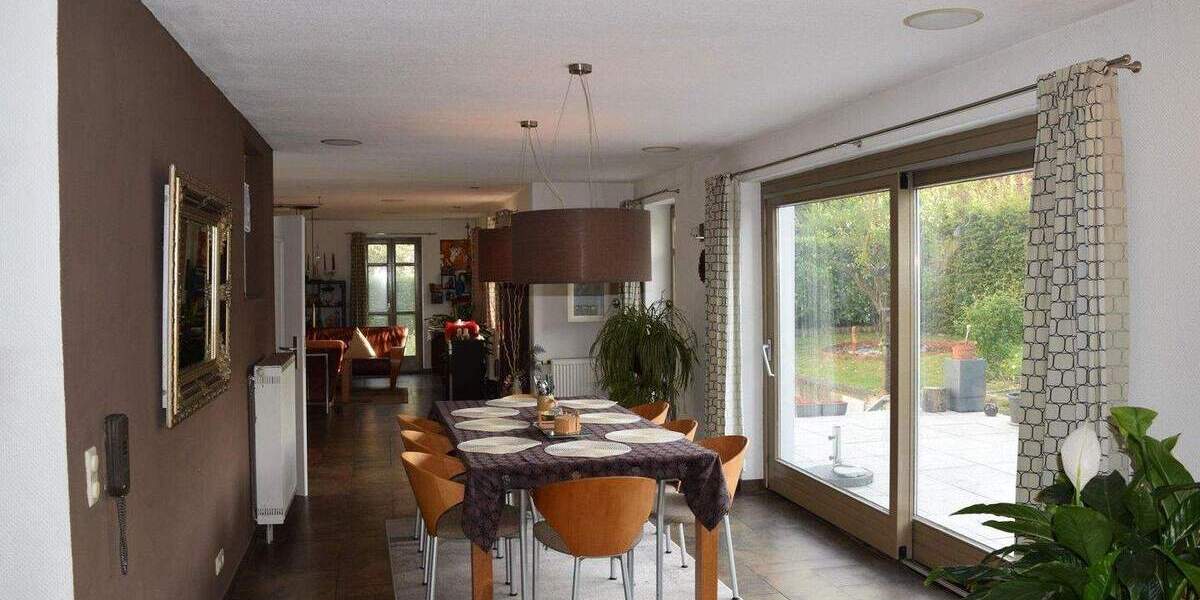 Einfamilienhaus Oberreichenbach - 1 Zimmer, 450 m&sup2;, 1.195.000&euro; | Angebot:25751713