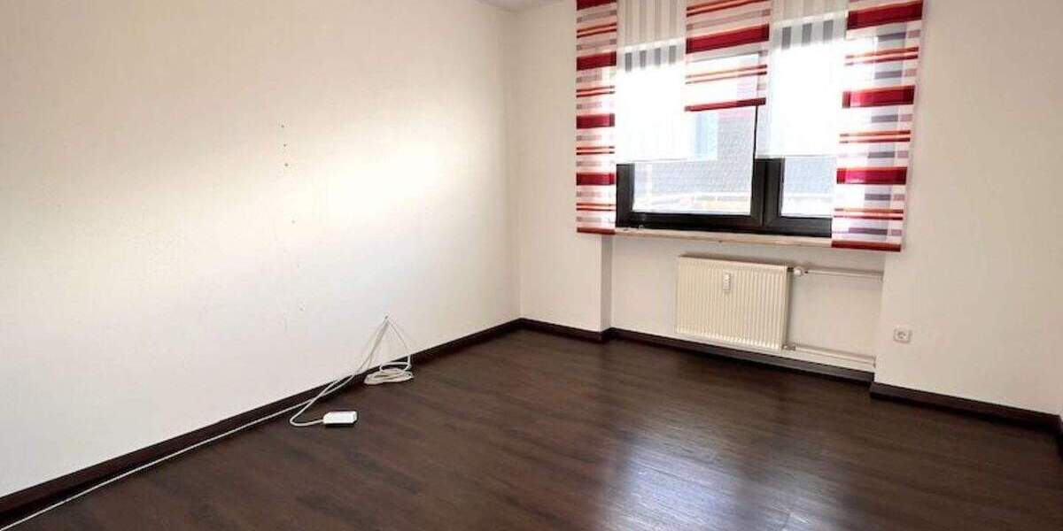 Etagenwohnung Pyrbaum - 4 Zimmer, 111 m&sup2;, 329.000&euro; | Angebot:25662843