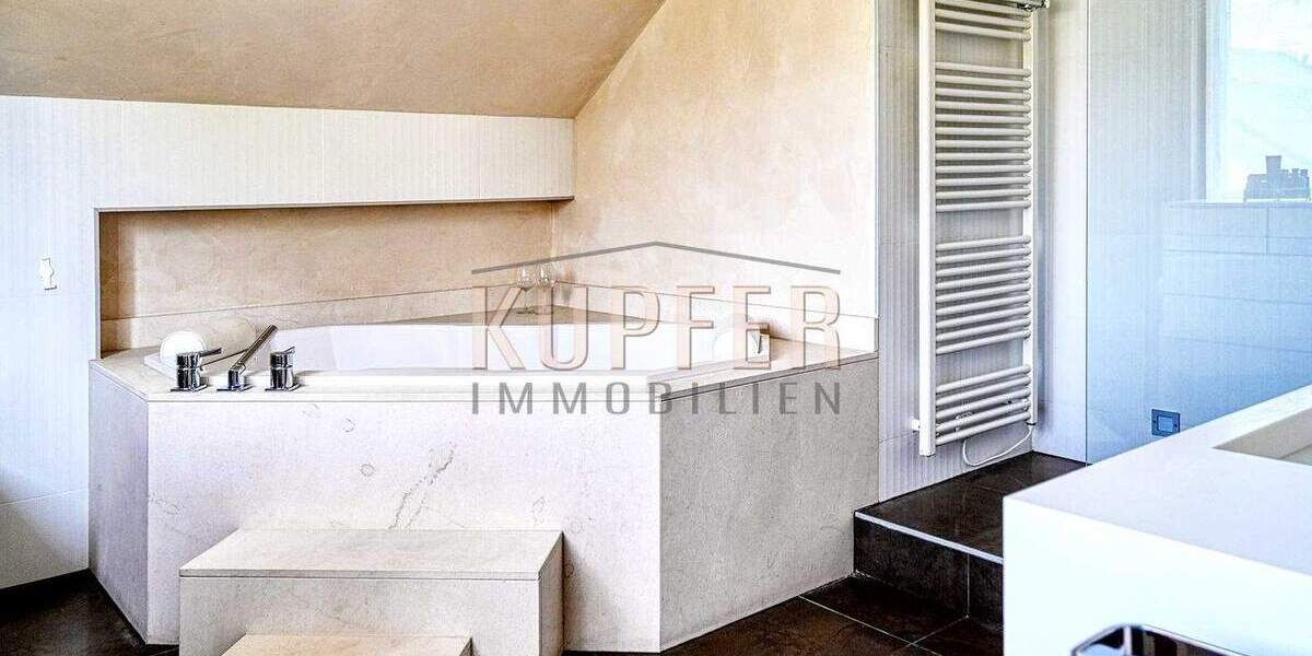 Einfamilienhaus Nürnberg Königshof - 5 Zimmer, 317 m&sup2;, 920.000&euro; | Angebot:25663670