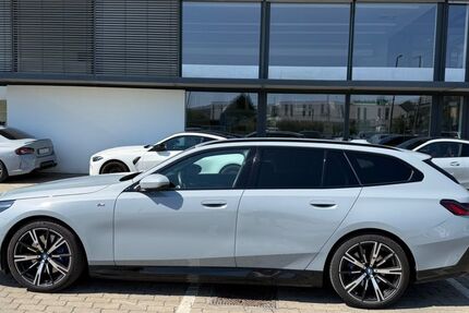BMW i5 14.000 km 53.000 &euro; Nurnberg 90403