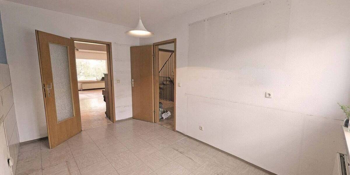 Mehrfamilienhaus, Wohnhaus Nürnberg Langwasser - 7 Zimmer, 166 m&sup2;, 549.000&euro; | Angebot:26242982