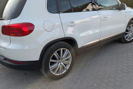 VW Tiguan 162.000 km 10.300 &euro; Altdorf 90518