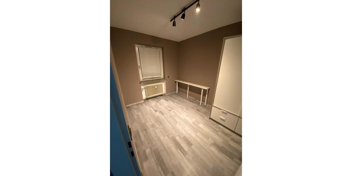 Etagenwohnung Röthenbach an der Pegnitz - 4 Zimmer, 77 m&sup2;, 275.000&euro; | Angebot:25922362