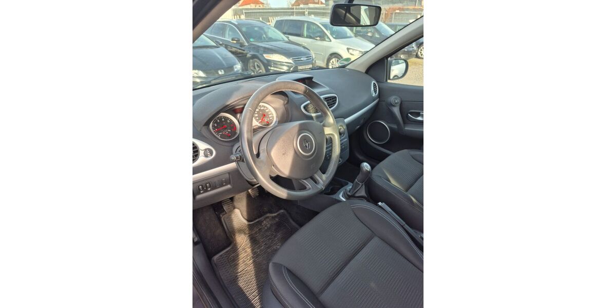 Renault Clio 40.000 km 3.950 &euro; Fürth 90763