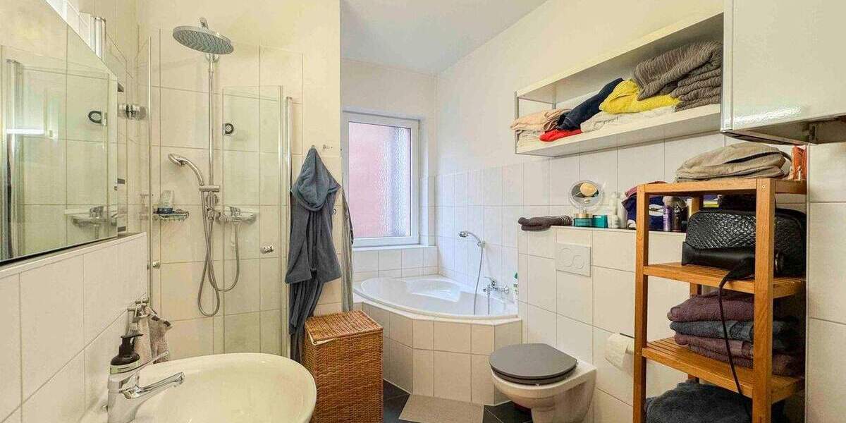 Etagenwohnung Nürnberg Gostenhof - 4 Zimmer, 111 m&sup2;, 395.000&euro; | Angebot:25782582