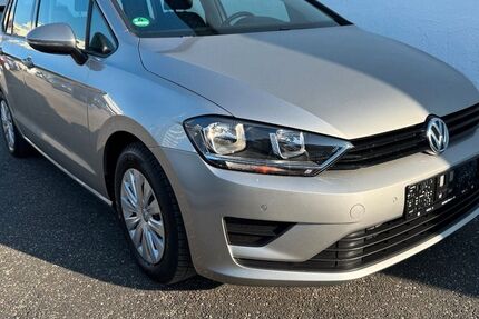 VW Golf Sportsvan 32.000 km 10.300 &euro; Nürnberg 90425
