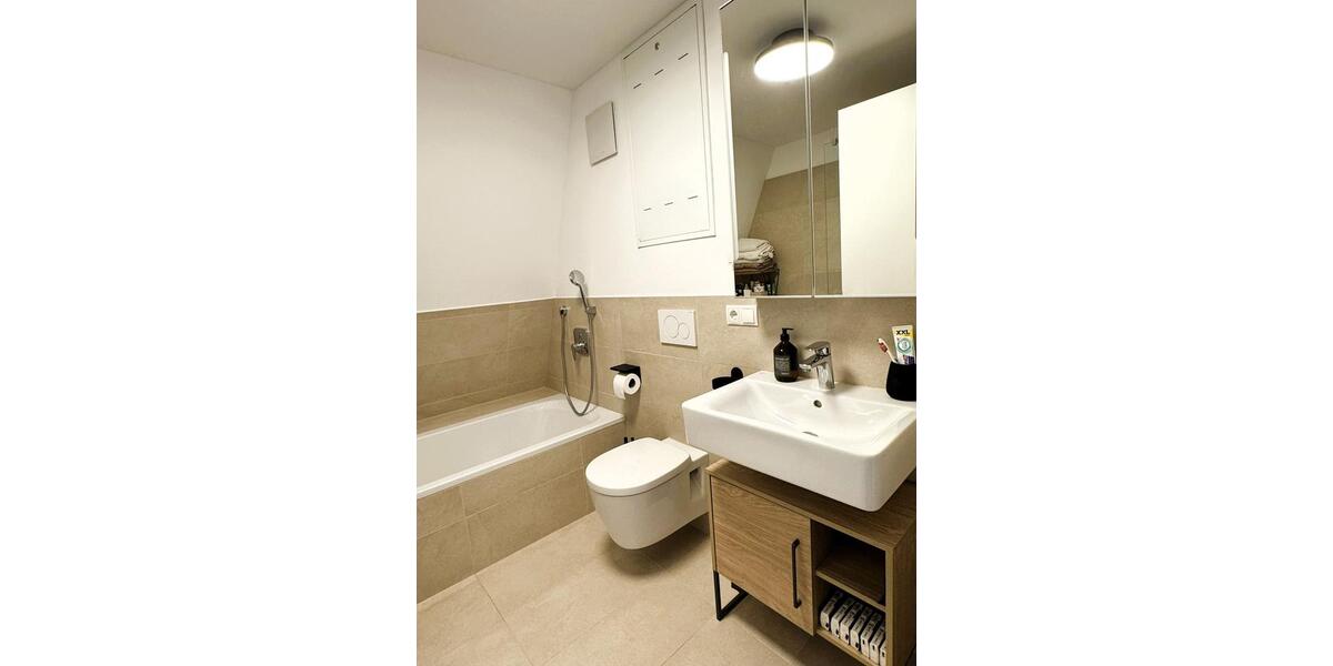 Dachgeschoßwohnung Forchheim - 2 Zimmer, 65 m&sup2;, 880&euro; | Angebot:26562498