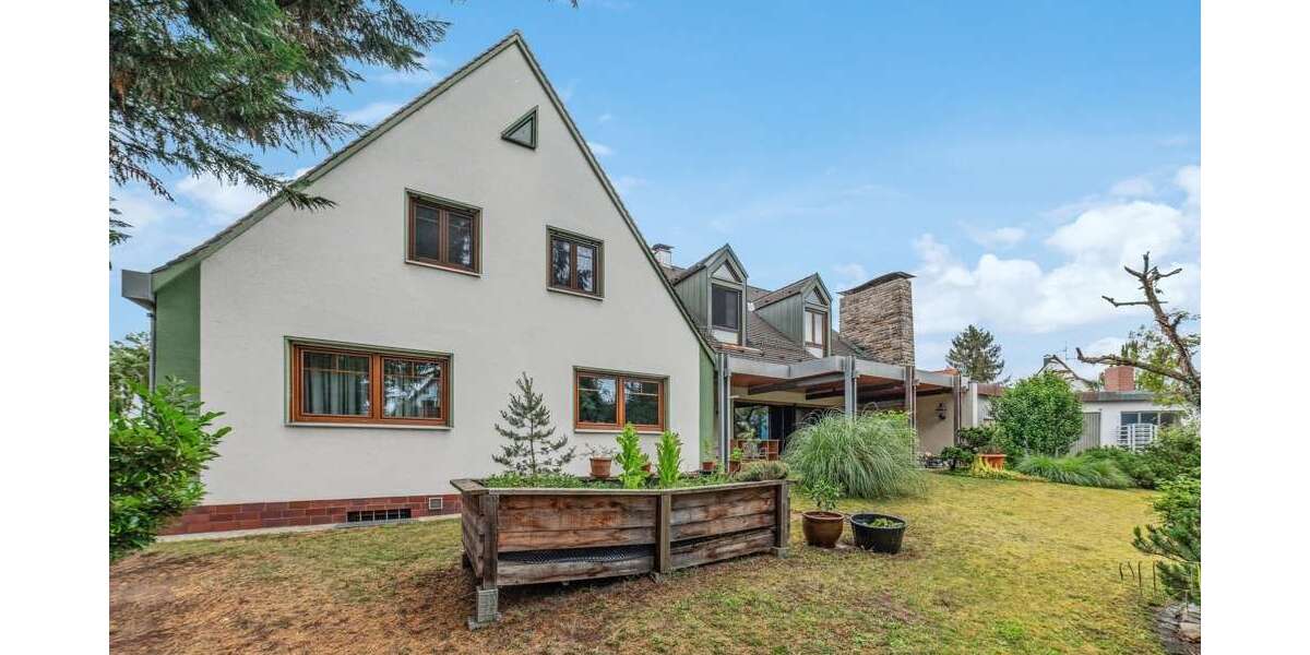 Einfamilienhaus Erlangen Bruck - 8 Zimmer, 201 m&sup2;, 828.000&euro; | Angebot:26593384