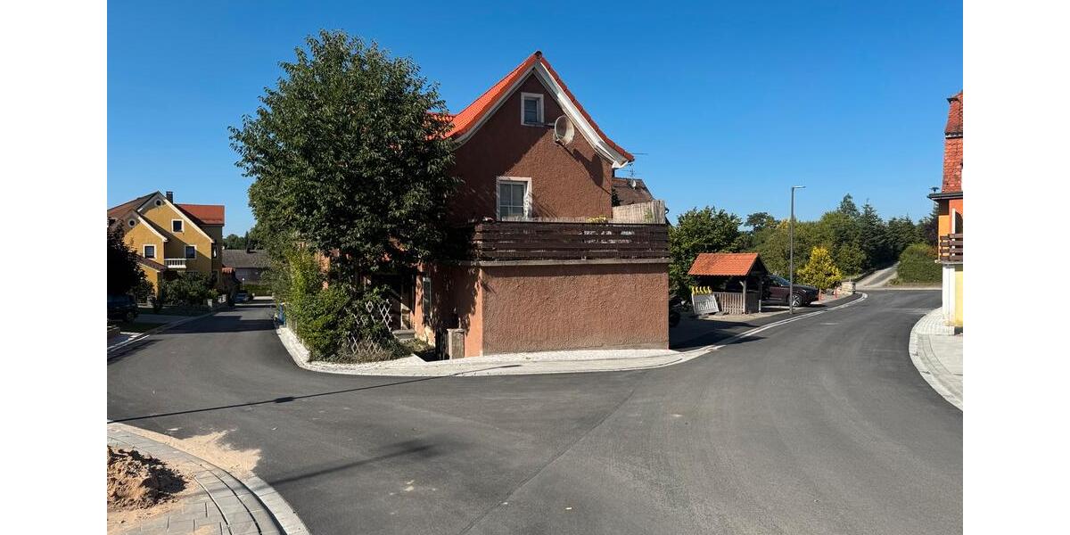 Etagenwohnung Schwabach - 3 Zimmer, 85 m&sup2;, 680&euro; | Angebot:25379393