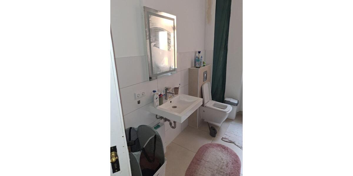 Etagenwohnung Nürnberg Sankt Leonhard - 4 Zimmer, 12 m&sup2;, 410&euro; | Angebot:25725514