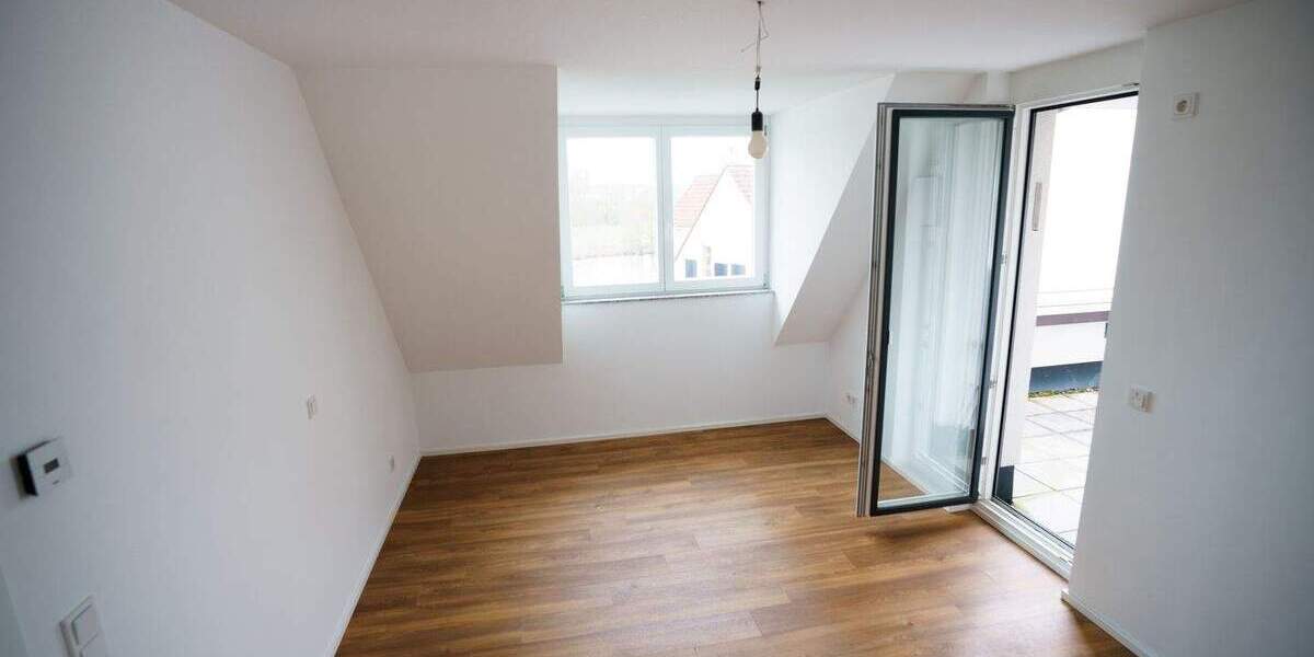 Zimmer Erlangen Bruck - 3 Zimmer, 100 m&sup2;, 1.390&euro; | Angebot:25864435