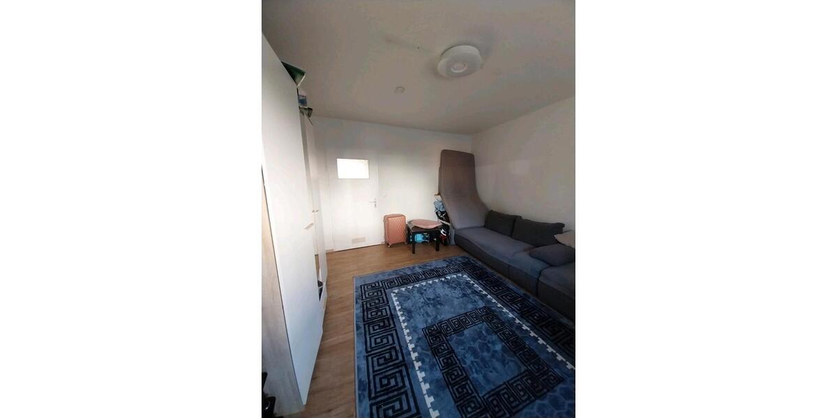 Erdgeschoßwohnung Nürnberg Gleißhammer - 1 Zimmer, 55 m&sup2;, 270&euro; | Angebot:26560546