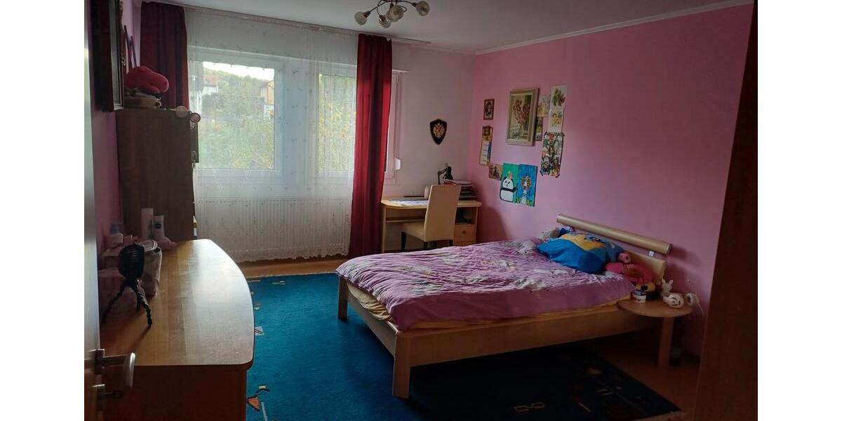 Doppelhaushälfte Schnaittach - 9 Zimmer, 270 m&sup2;, 599.000&euro; | Angebot:26069238