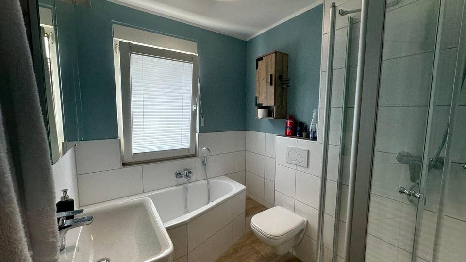 Dachgeschoßwohnung Schwabach - 3 Zimmer, 80 m&sup2;, 1.020&euro; | Angebot:25925057