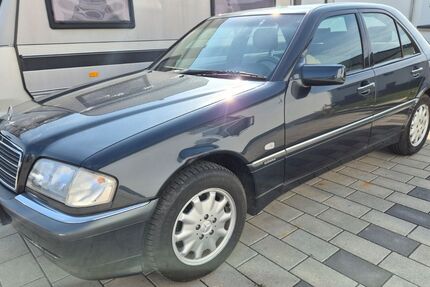 Mercedes-Benz C 180 92.195 km 3.100 &euro; Neustadt an der aisch 91413