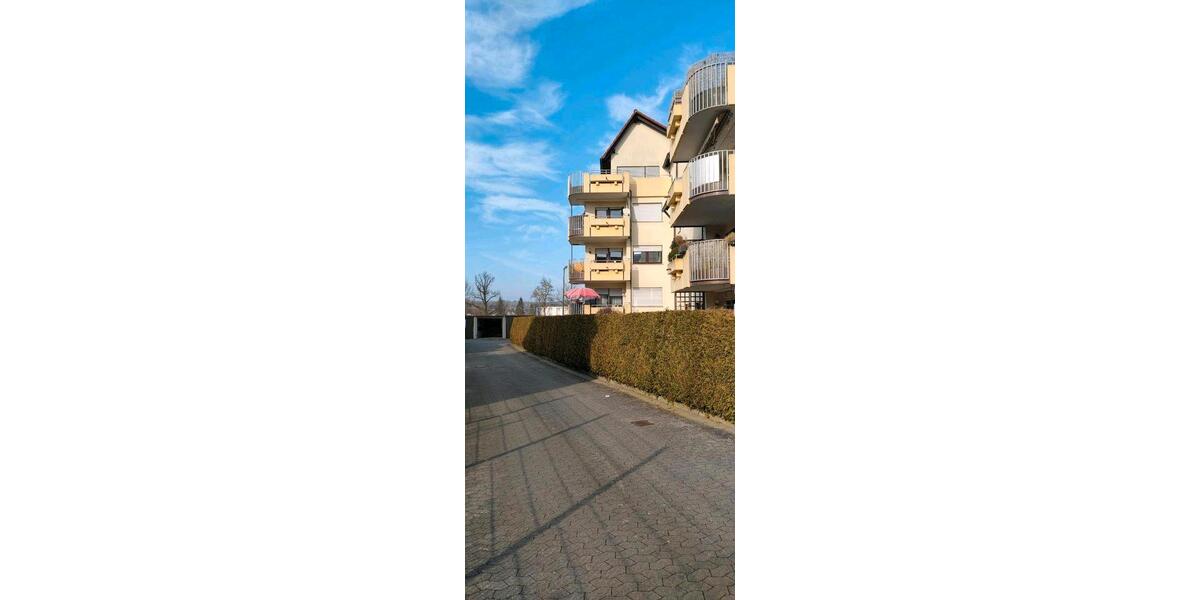 Etagenwohnung Oberasbach - 2 Zimmer, 90 m&sup2;, 1.250&euro; | Angebot:26498632