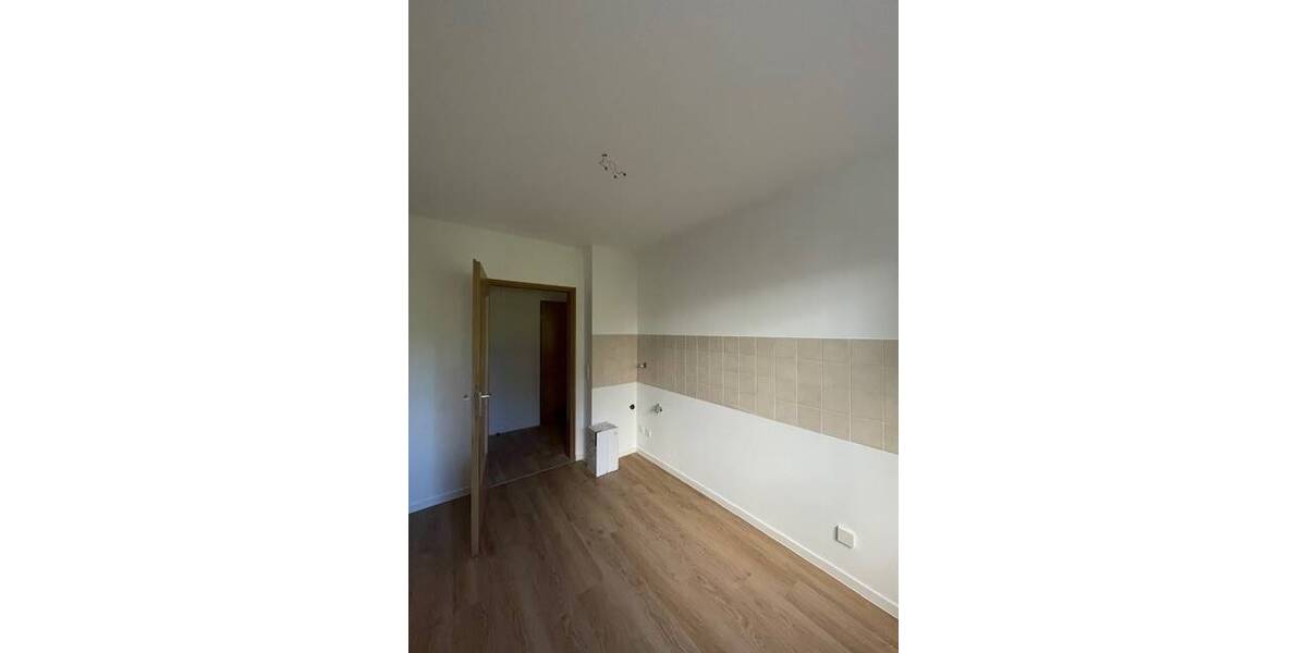 Zimmer Nürnberg Gartenstadt - 3 Zimmer, 80 m&sup2;, 799&euro; | Angebot:26489493
