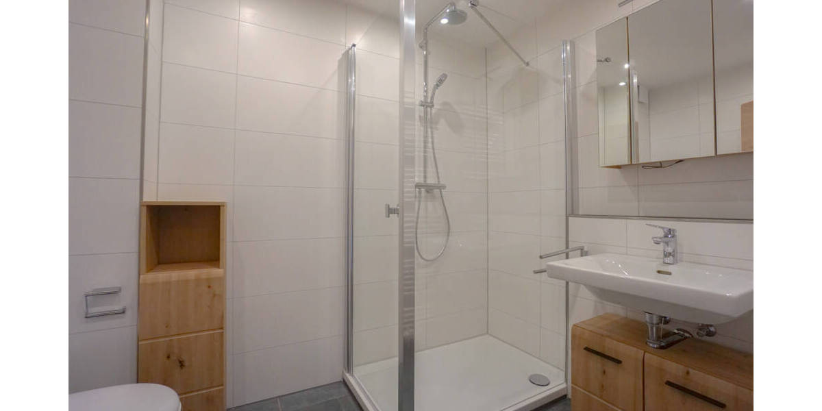 Etagenwohnung Roth - 2 Zimmer, 54 m&sup2;, 760&euro; | Angebot:26673172