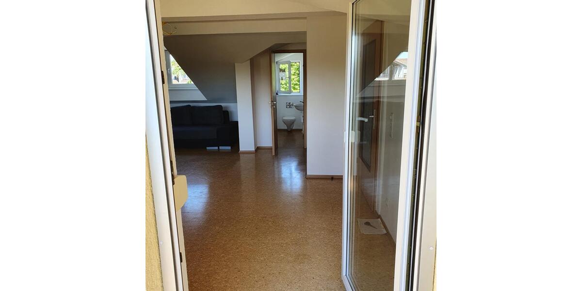 Dachgeschoßwohnung Oberasbach - 3.5 Zimmer, 107 m&sup2;, 850&euro; | Angebot:25944318