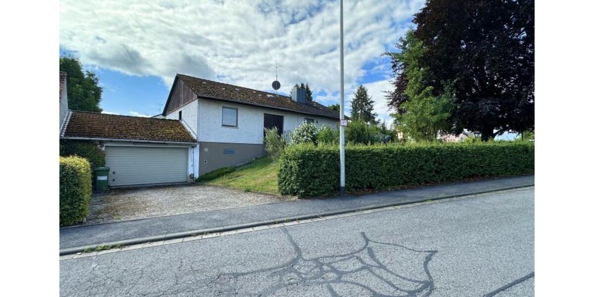 Einfamilienhaus Adelsdorf - 6 Zimmer, 172 m&sup2;, 495.000&euro; | Angebot:25842414