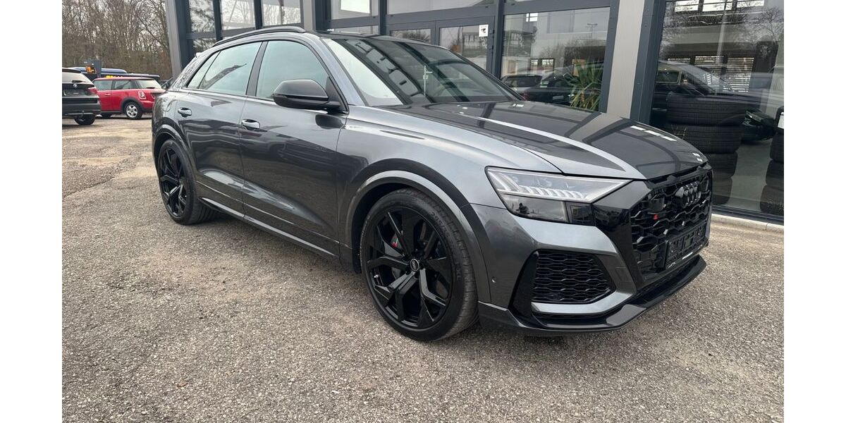 Audi RSQ8 30.000 km 101.999 &euro; Fürth bei Nürnberg 90763