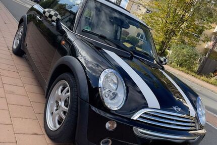 Mini Cooper 225.000 km 1.500 &euro; Stein 90547