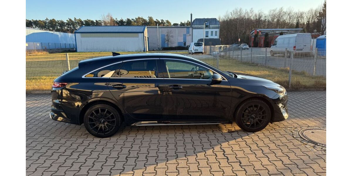 Kia pro ceed / ProCeed 56.000 km 22.100 &euro; Nürnberg 90478