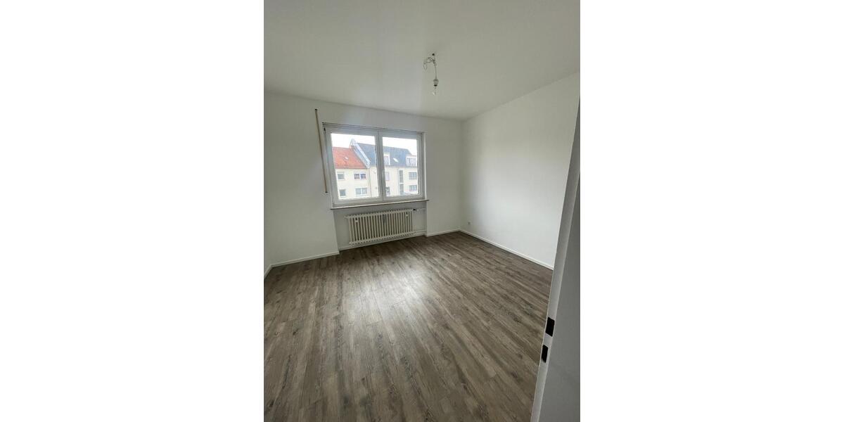 Etagenwohnung Nürnberg Gleißhammer - 3 Zimmer, 78 m&sup2;, 750&euro; | Angebot:26635840
