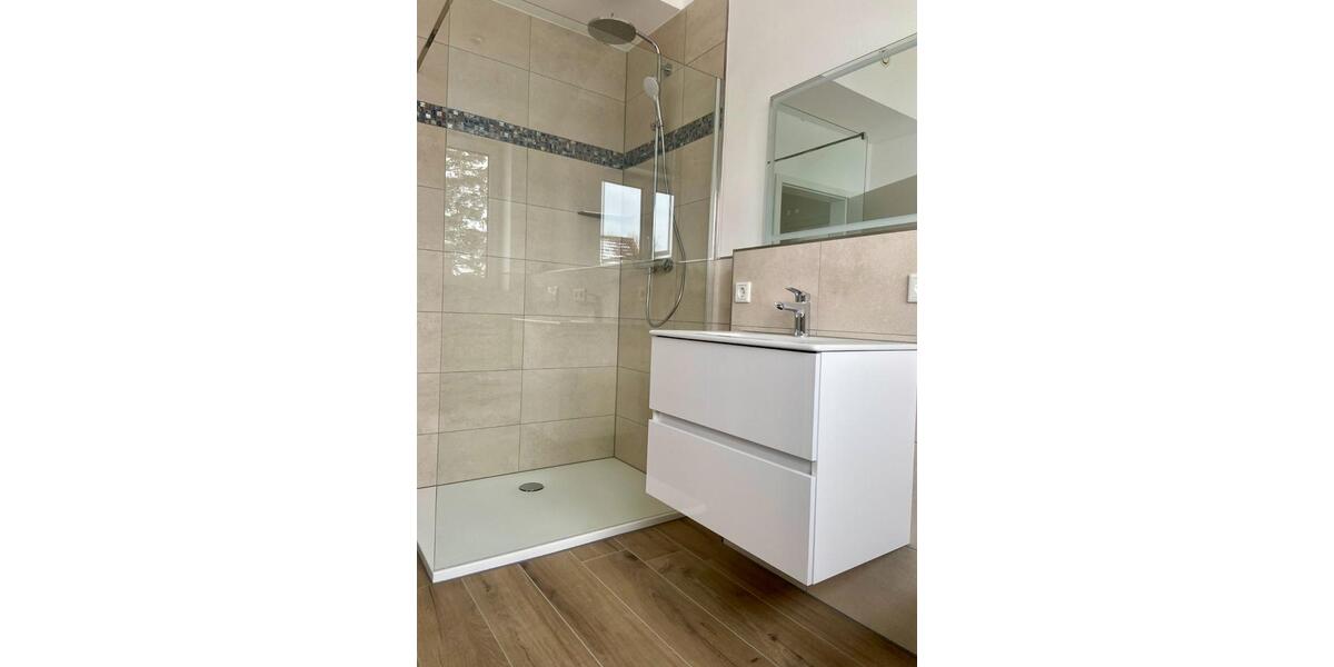 Dachgeschoßwohnung Herzogenaurach - 2 Zimmer, 67 m&sup2;, 900&euro; | Angebot:25804210