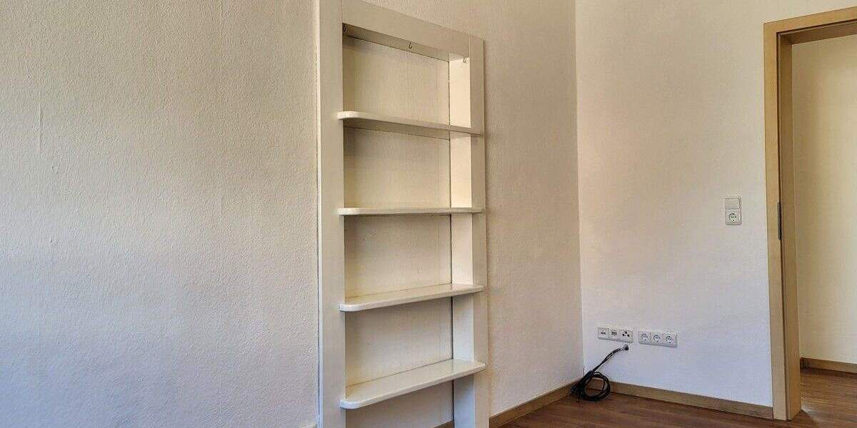 Etagenwohnung Erlangen Innenstadt - 3 Zimmer, 68 m&sup2;, 320.000&euro; | Angebot:25681342