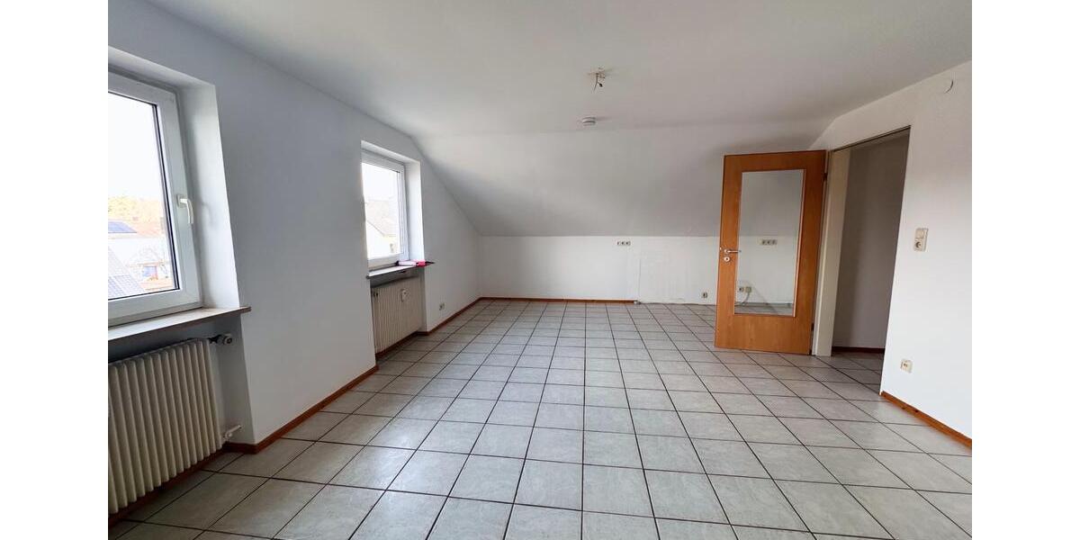 Dachgeschoßwohnung Hemhofen - 2 Zimmer, 49 m&sup2;, 570&euro; | Angebot:25875103