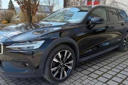 Volvo V60 Cross Country 123.350 km 21.800 &euro; Zirndorf 90513