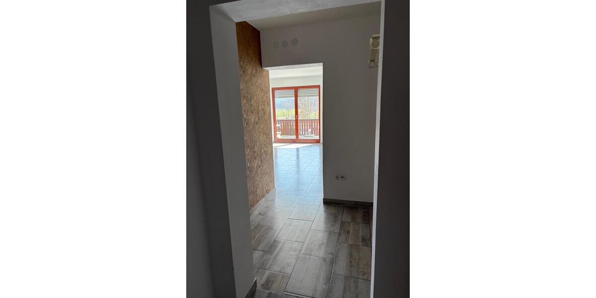 Erdgeschoßwohnung Schwabach - 3 Zimmer, 100 m&sup2;, 1.050&euro; | Angebot:25965992