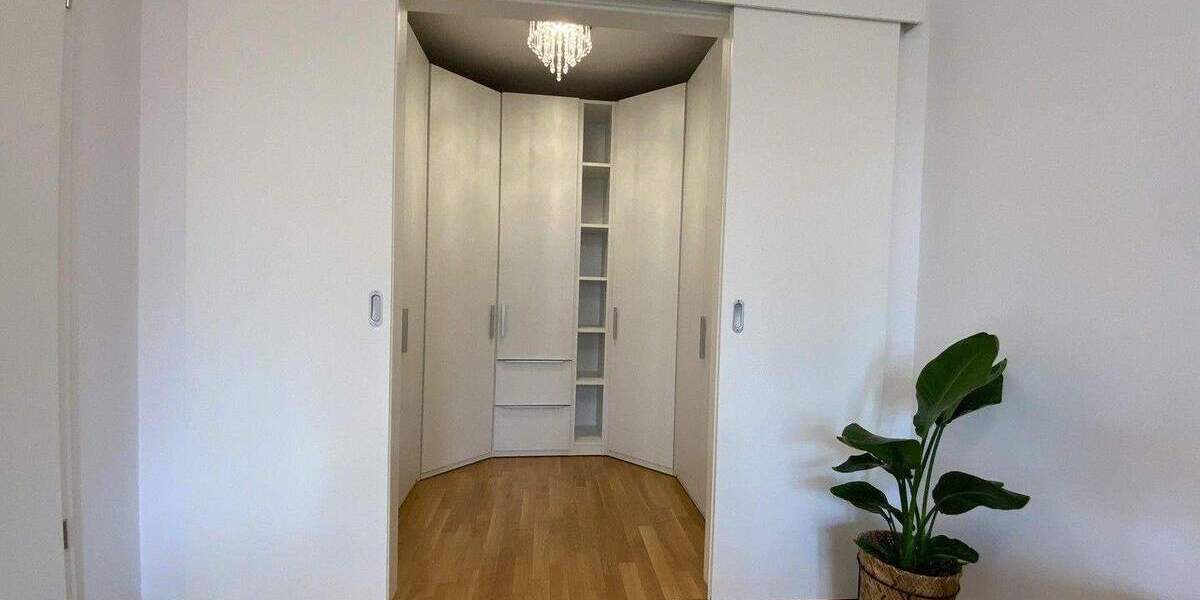 Etagenwohnung Zirndorf - 2 Zimmer, 64 m&sup2;, 1.100&euro; | Angebot:25896526