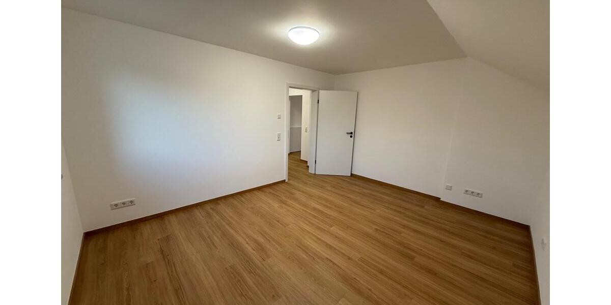 Maisonettenwohnung Herzogenaurach - 3 Zimmer, 94 m&sup2;, 1.600&euro; | Angebot:24568611