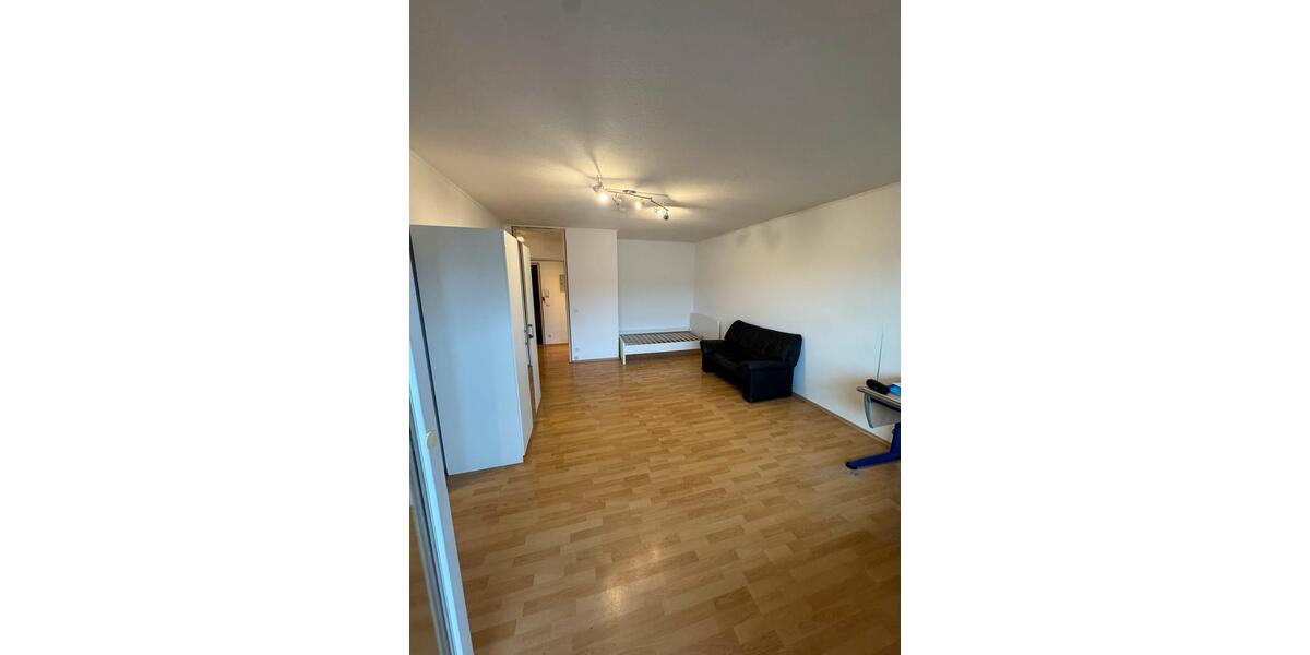 Dachgeschoßwohnung Nürnberg Gleißhammer - 1 Zimmer, 42 m&sup2;, 650&euro; | Angebot:25965999
