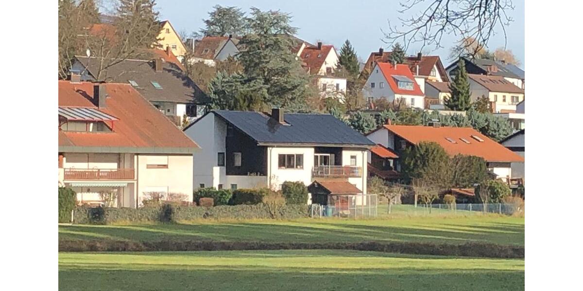 Erdgeschoßwohnung Zirndorf - 3 Zimmer, 100 m&sup2;, 1.200&euro; | Angebot:26546288