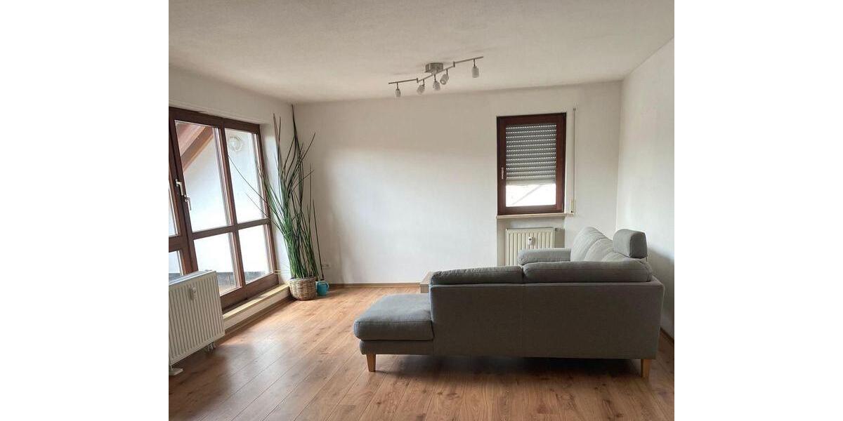 Dachgeschoßwohnung Markt Erlbach - 2 Zimmer, 62 m&sup2;, 680&euro; | Angebot:25236560