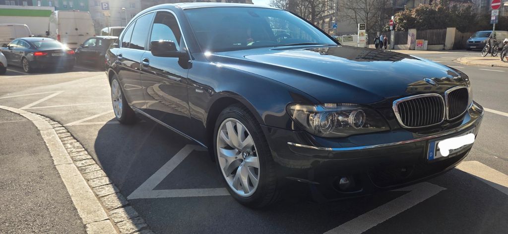 BMW 730 206.000 km 8.900 &euro; Fürth 90762