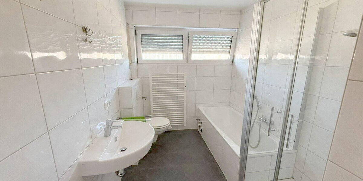 Etagenwohnung Fürth Unterfürberg - 4 Zimmer, 104 m&sup2;, 900&euro; | Angebot:26795100