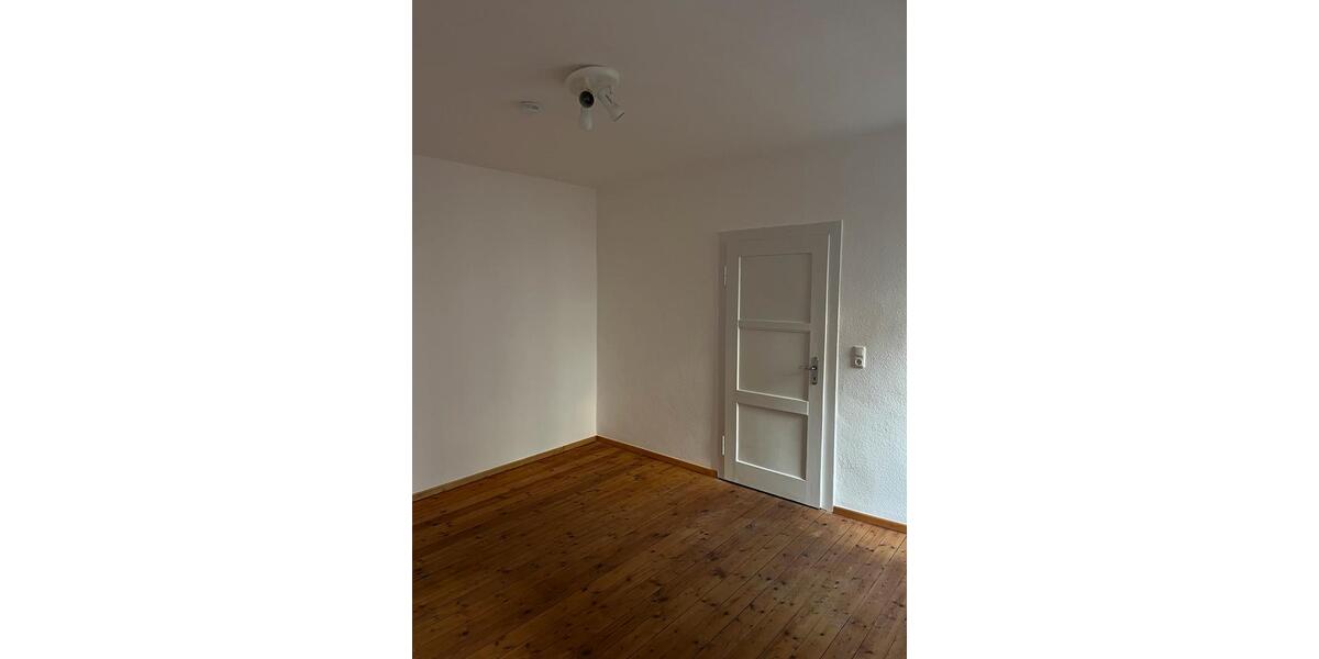 Etagenwohnung Nürnberg Herrnhütte - 1 Zimmer, 40 m&sup2;, 599&euro; | Angebot:25179981
