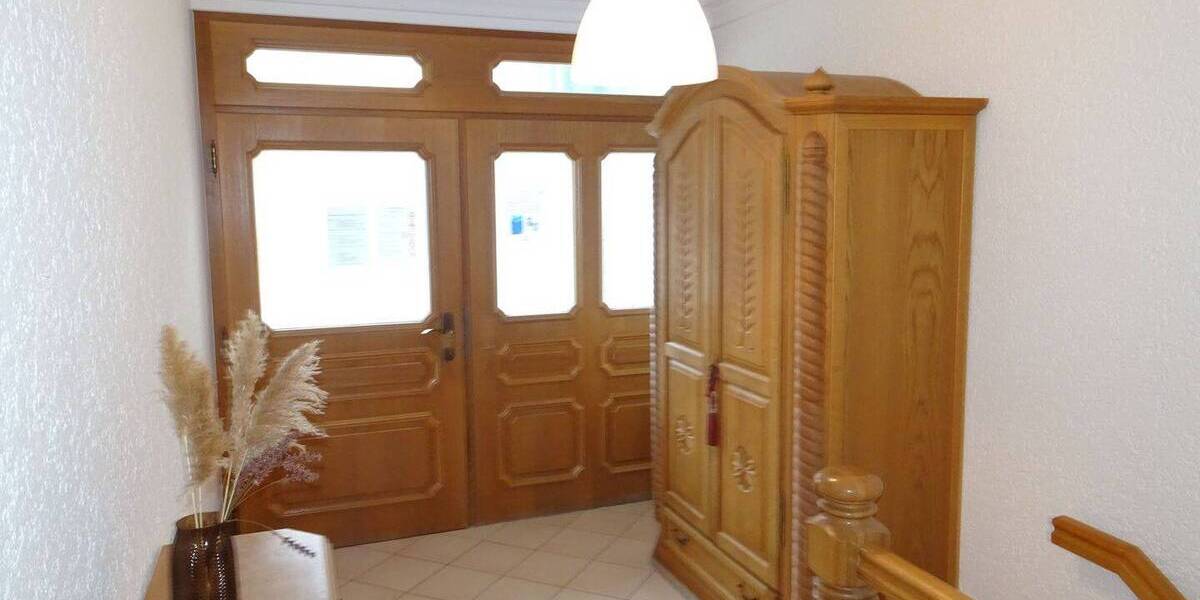 Einfamilienhaus Herzogenaurach - 7 Zimmer, 214 m&sup2;, 645.000&euro; | Angebot:25697895