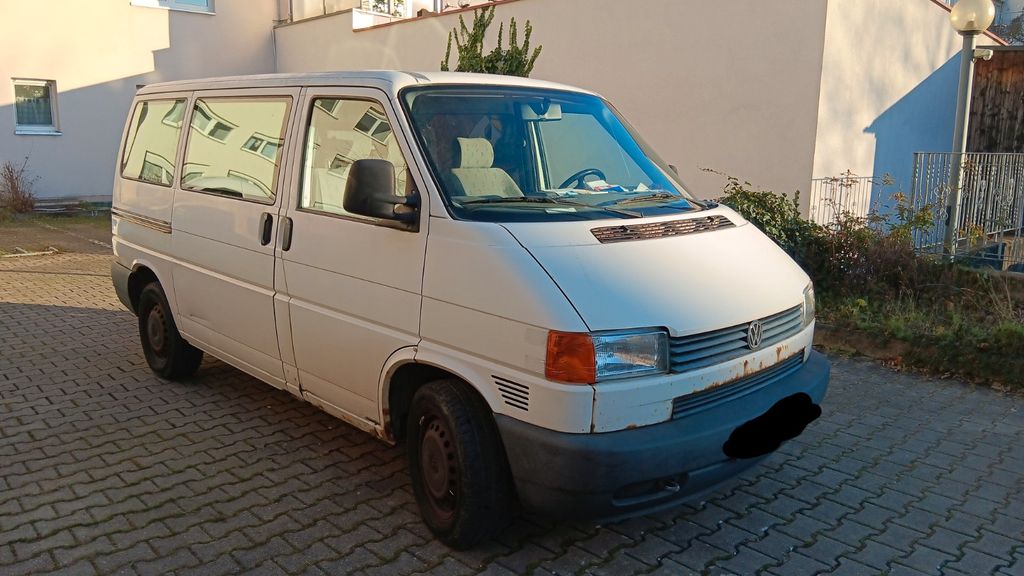 VW T4 andere 208.850 km 2.900 &euro; Fürth 90763