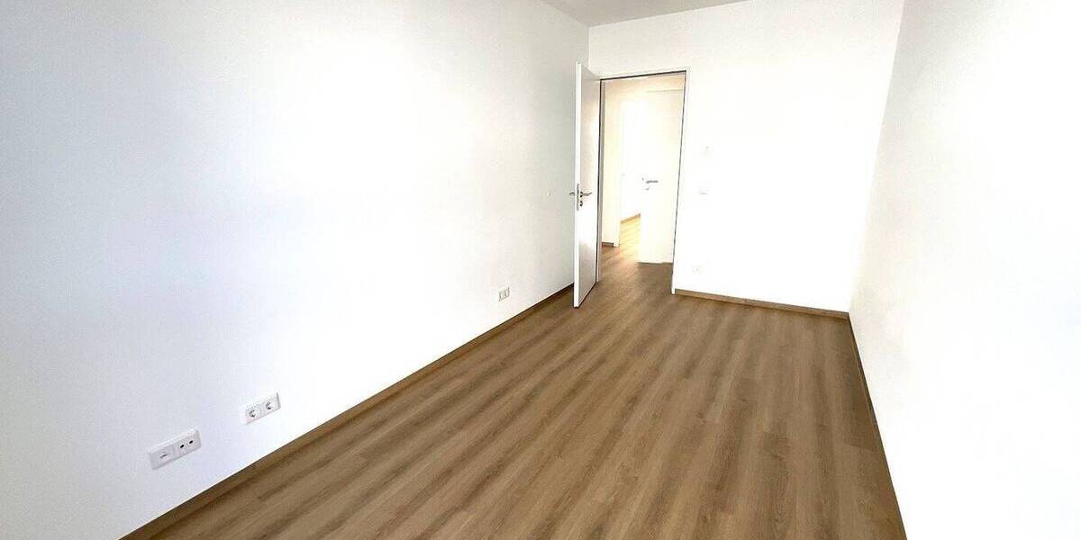 Etagenwohnung Nürnberg Schweinau - 4 Zimmer, 94 m&sup2;, 1.439&euro; | Angebot:26806552