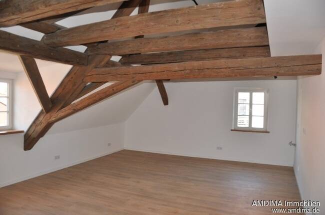 Etagenwohnung Nürnberg Kornburg - 5 Zimmer, 152 m&sup2;, 2.280&euro; | Angebot:26730881