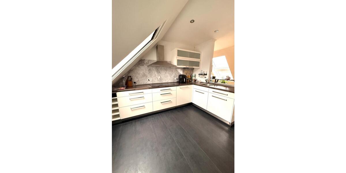 Dachgeschoßwohnung Cadolzburg - 3 Zimmer, 94 m&sup2;, 1.175&euro; | Angebot:26042536