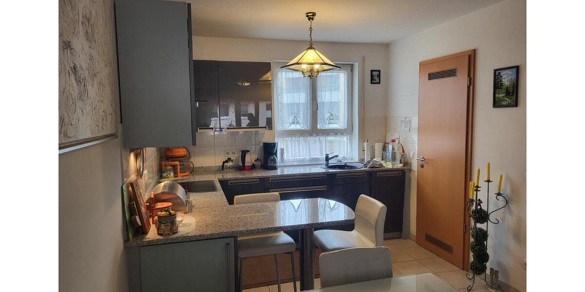 Etagenwohnung Nürnberg - 3 Zimmer, 85 m&sup2;, 1.450&euro; | Angebot:25641021