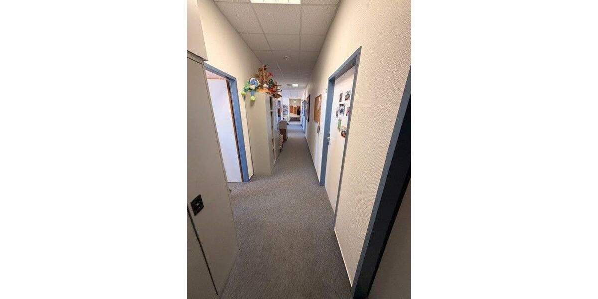 Gewerbeobjekt Fürth Südstadt - 5 Zimmer, 187 m&sup2;, 1.870&euro; | Angebot:25674928