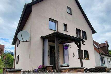 Haus Simmelsdorf - 8 Zimmer, 107 m&sup2;, 208.000&euro; | Angebot:21415249